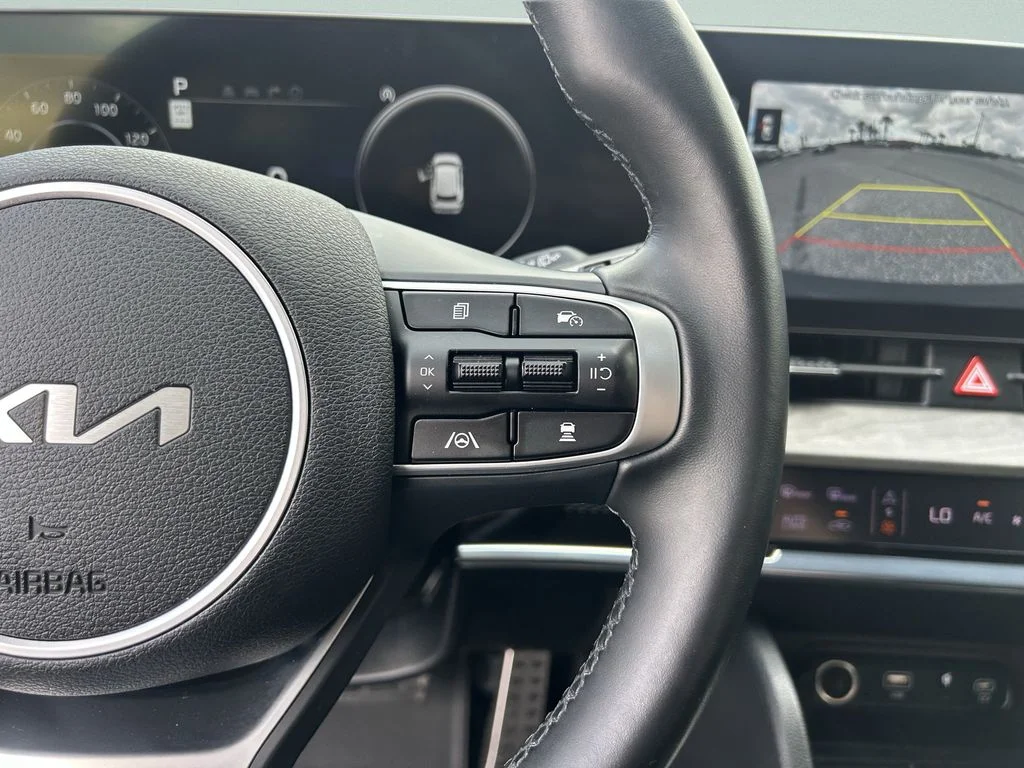 Used 2023 Blue Kia X-Pro Prestige image 33