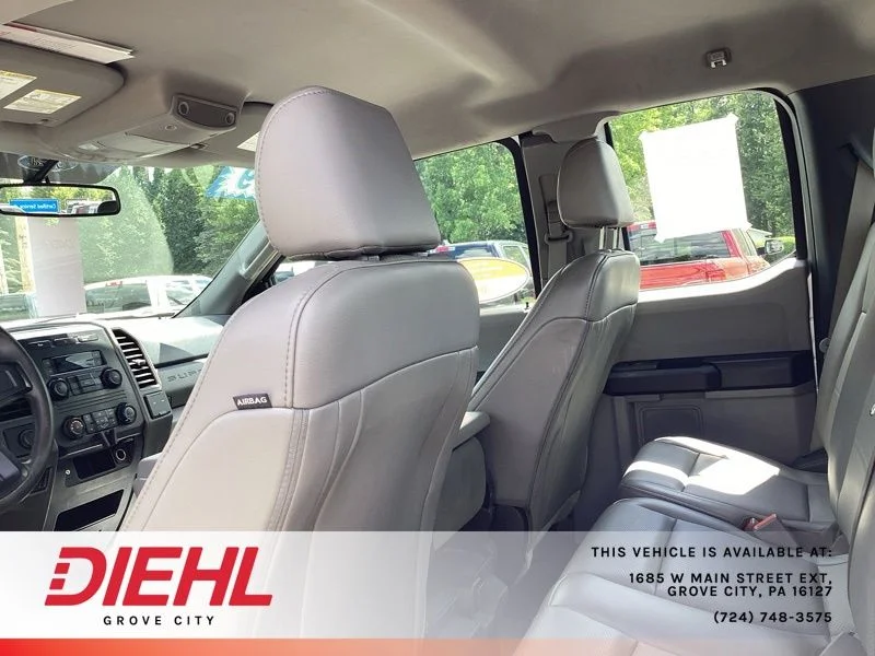 Used 2019 White Ford XL image 17