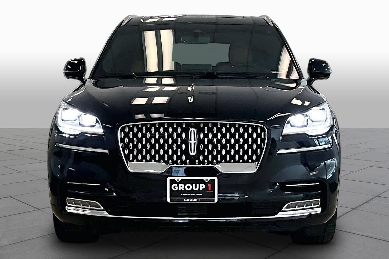 Used 2023 Infinite Black Metallic Clearcoat Lincoln Black Label image 3
