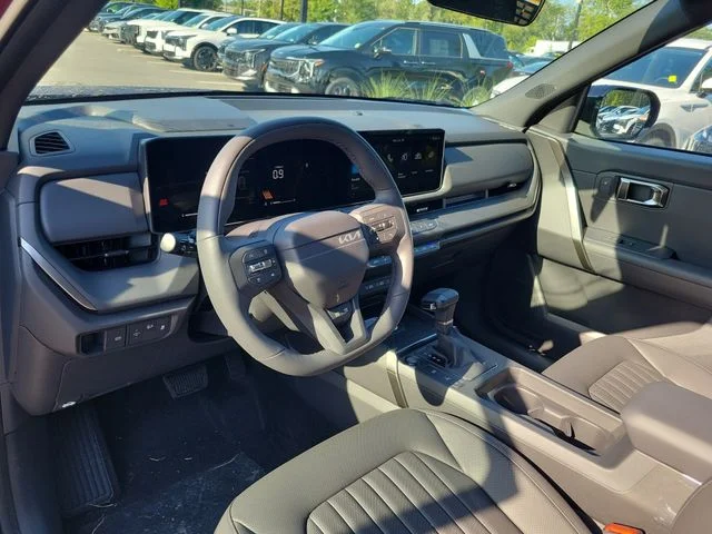 New 2027 Magma Red Matte Kia X-Line S image 12
