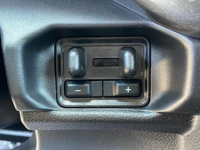 New 2026 Marsh Gray Ford XLT image 24