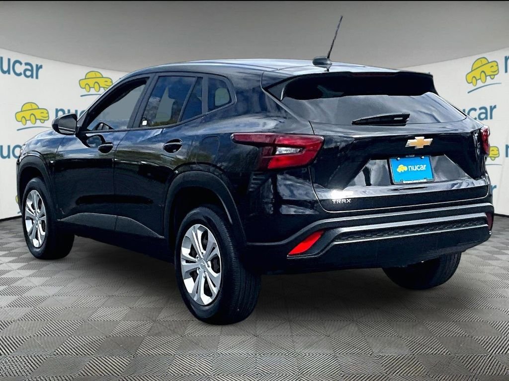 Used 2024 Black Chevrolet LS image 4