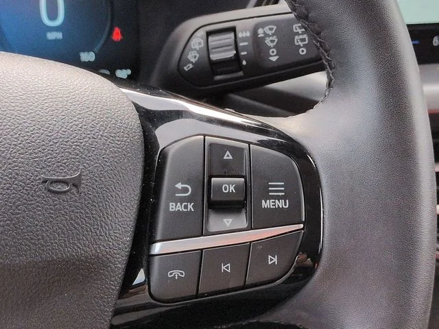 Used 2023 White Ford Active image 26
