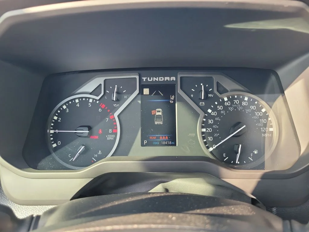 Used 2024 White Toyota SR5 image 22