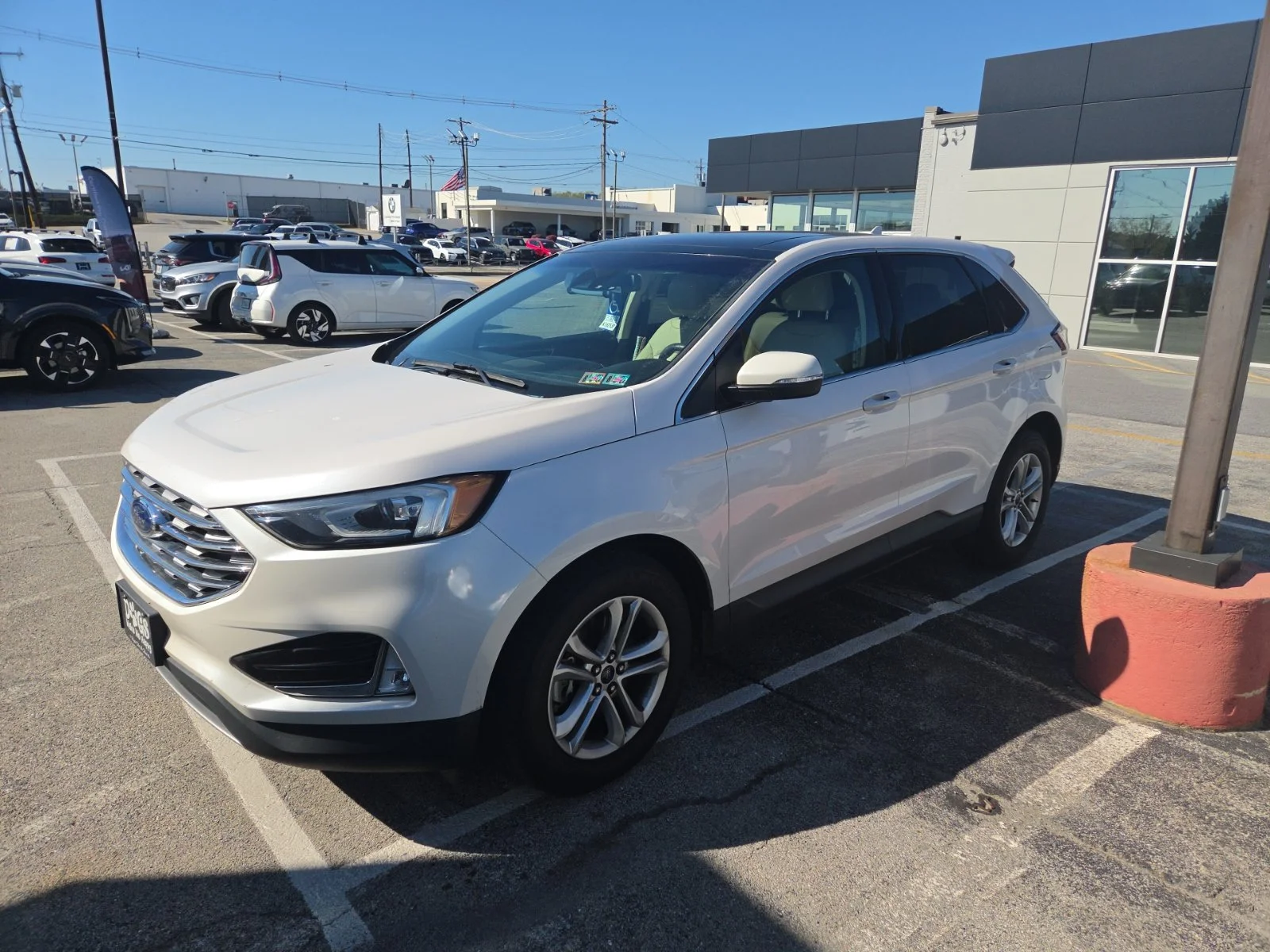 Used 2019 White Ford SEL image 5