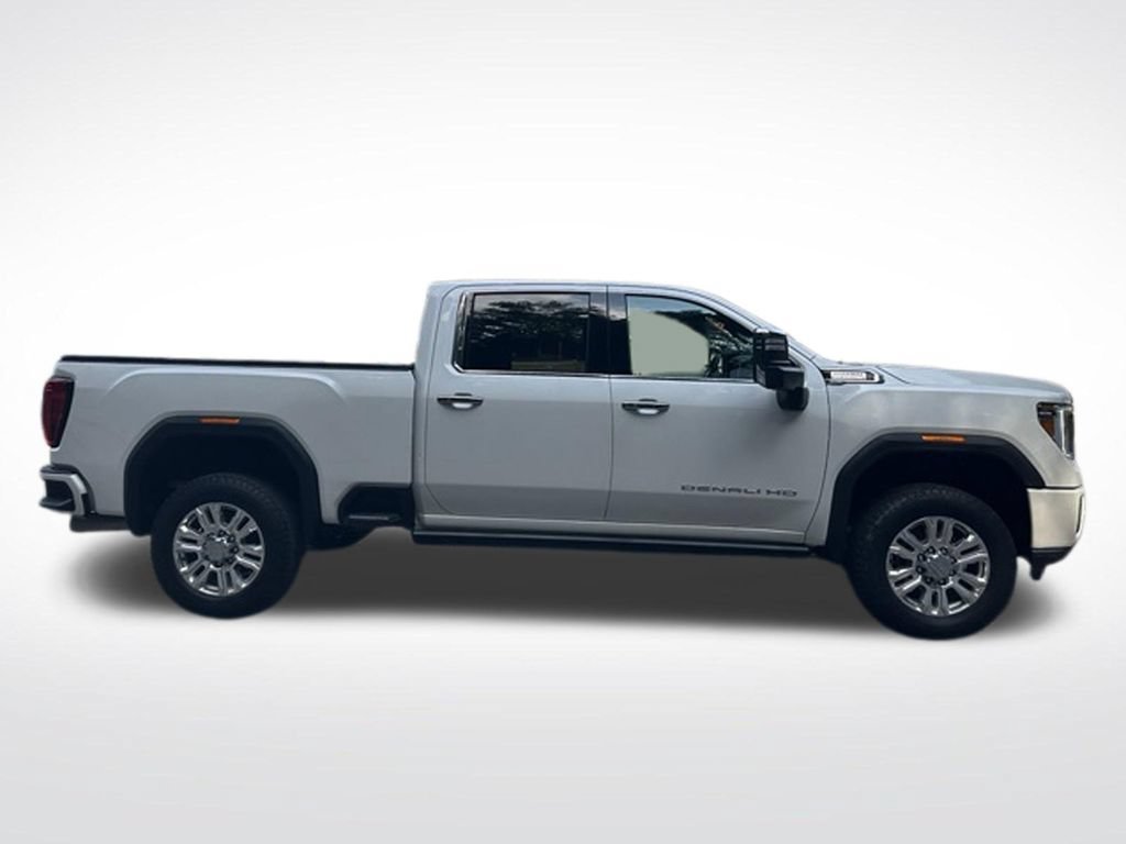Used 2021 WHITE FROST TRICOAT GMC Denali image 7