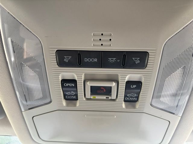 Certified Used 2022 Magnetic Gray Metallic Toyota XLE image 31