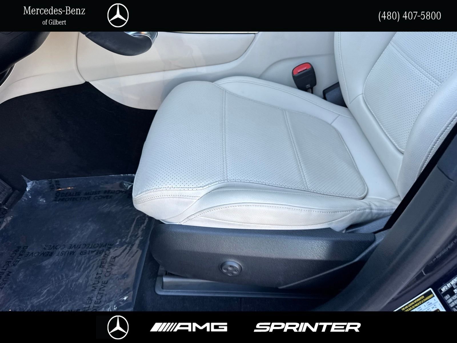 Certified Used 2023  Mercedes-Benz GLC 300 image 15