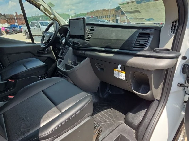 New 2026 Oxford White Ford Cargo Van image 15