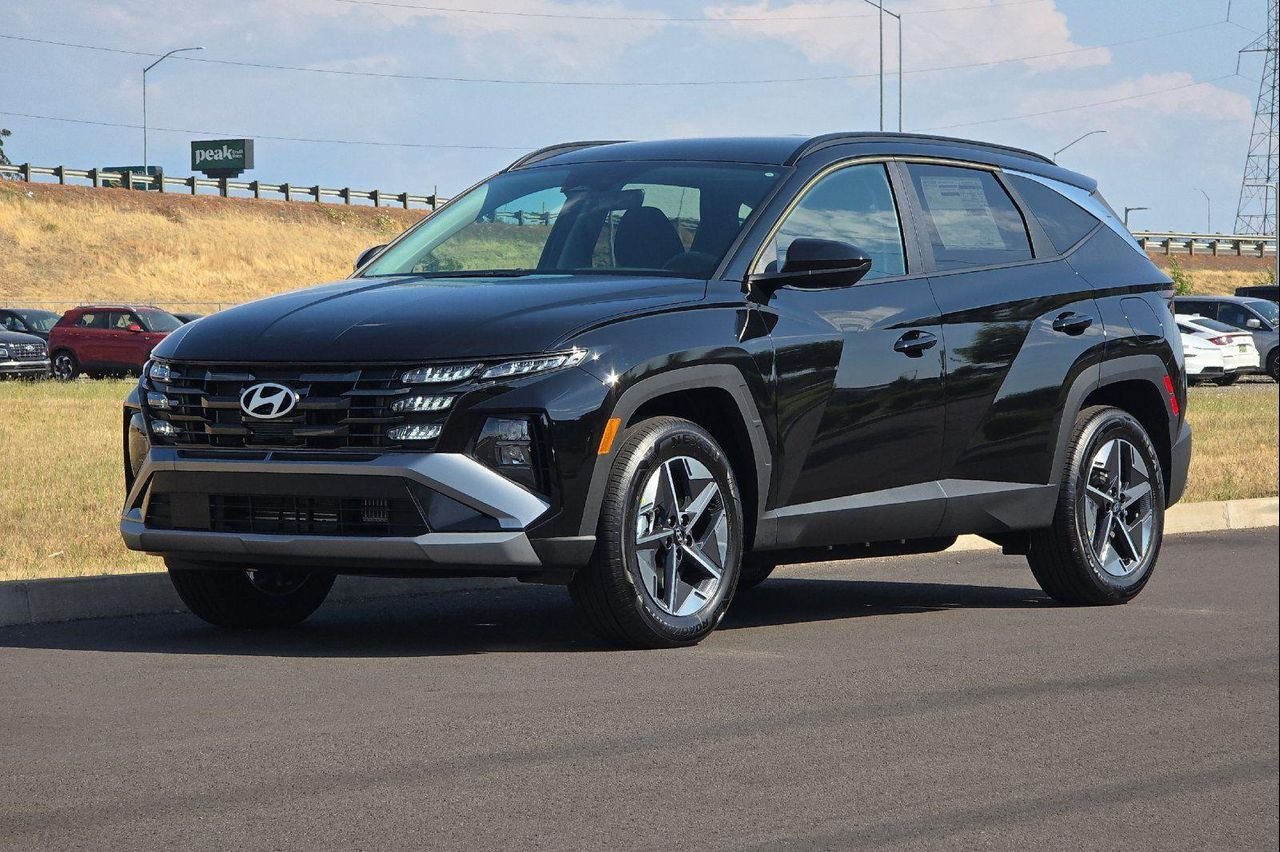 New 2026 Black Hyundai SEL image 7