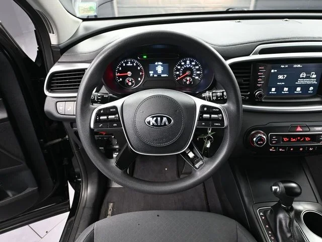 2019 Kia Sorento LX - Photo 23