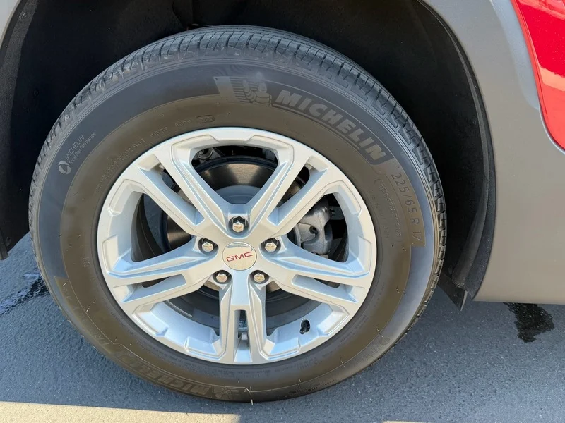Used 2024 Volcanic Red Tintcoat GMC SLE image 26