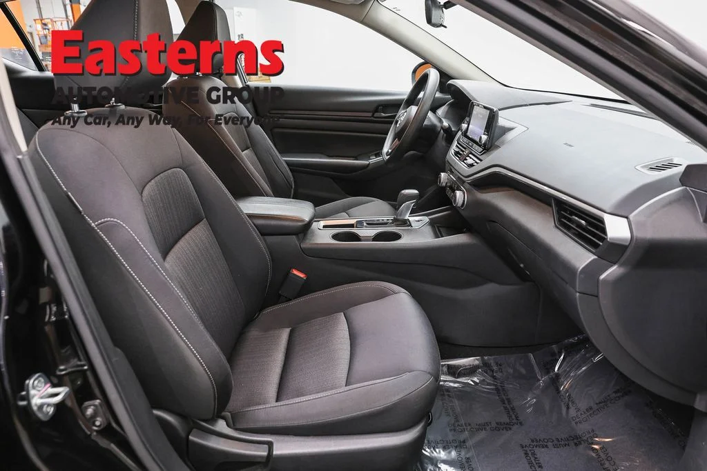Used 2023 Black Nissan 2.5 S image 21