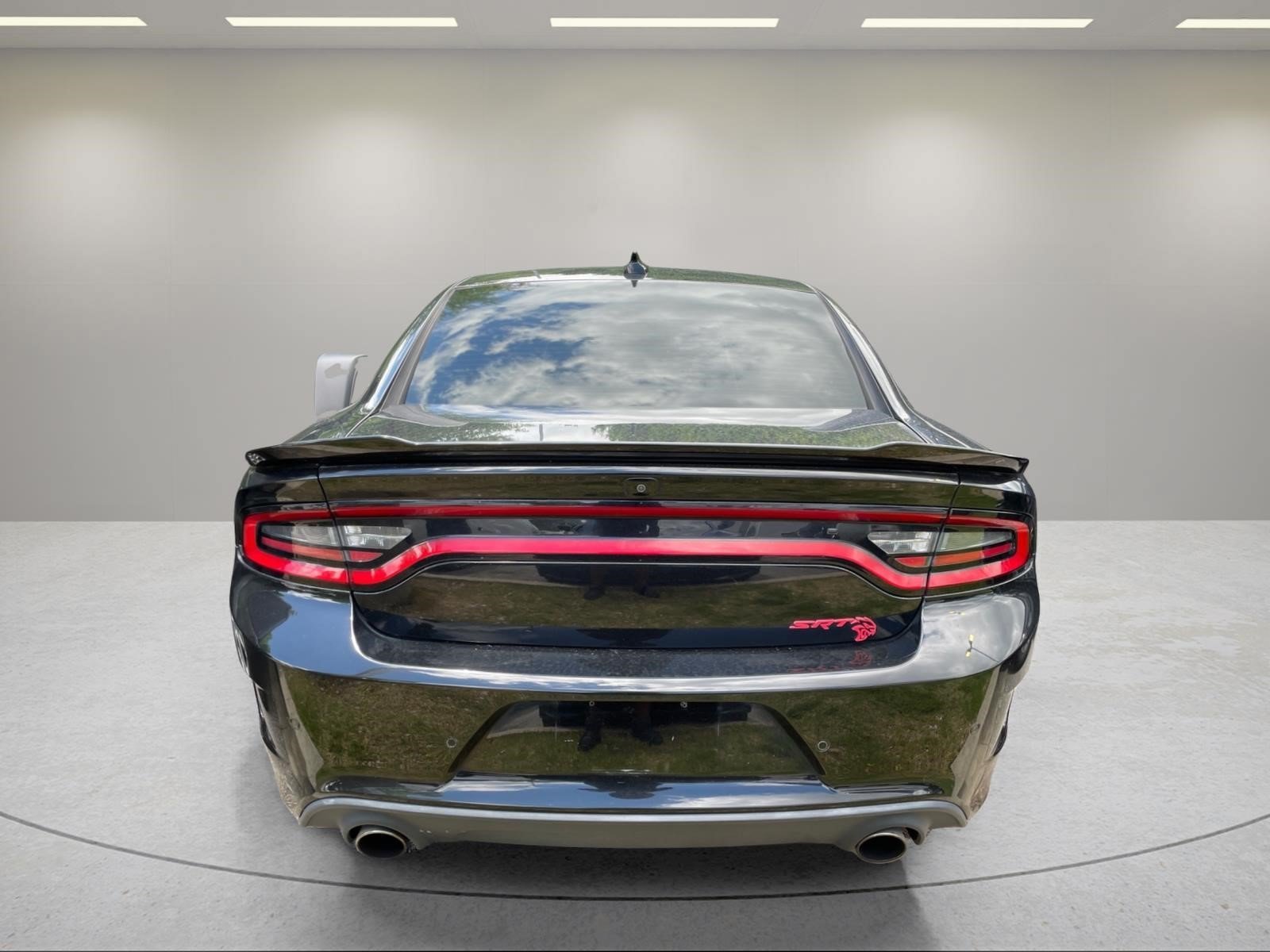 Used 2016 Pitch Black Clearcoat Dodge SRT Hellcat image 11