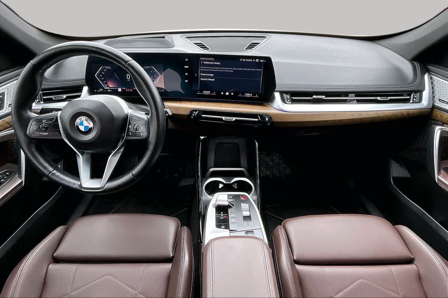 Used 2025 Green Metallic BMW xDrive28i image 16