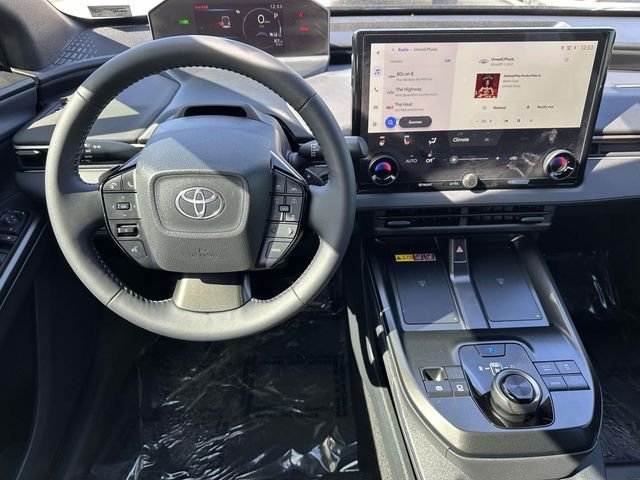 2026 Toyota bZ XLE - Photo 18