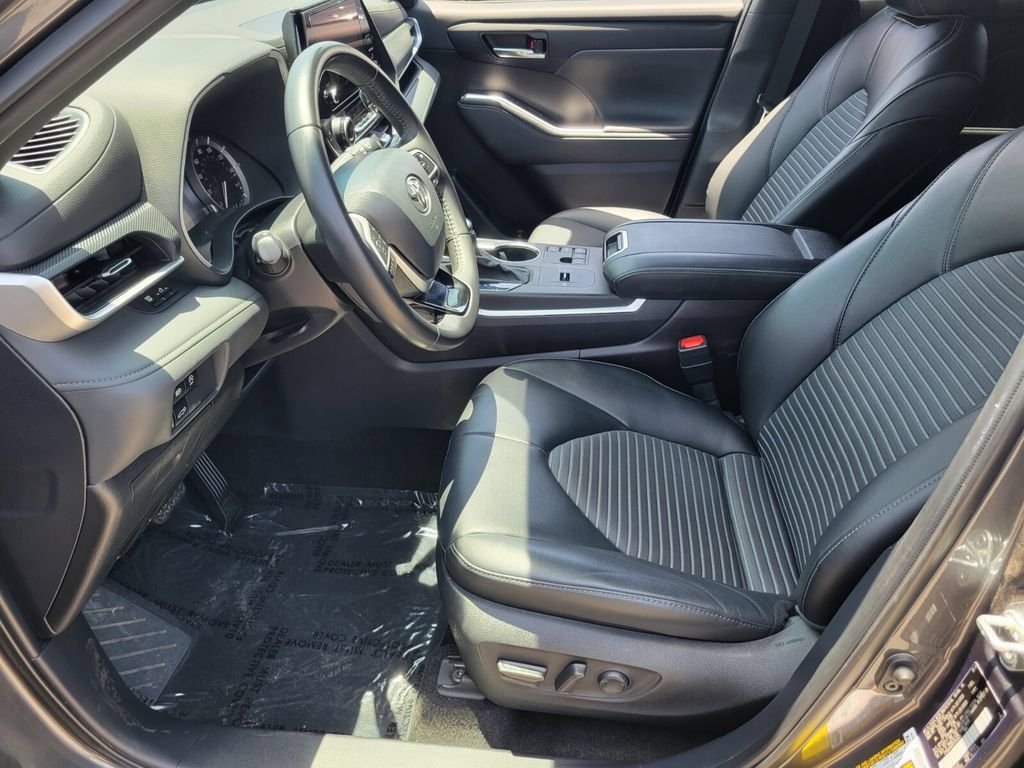 Used 2024 Gray Toyota XSE image 10