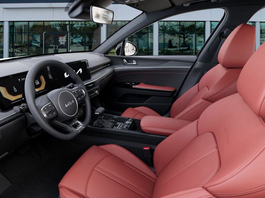 2025 Kia K5 GT-Line - Photo 17