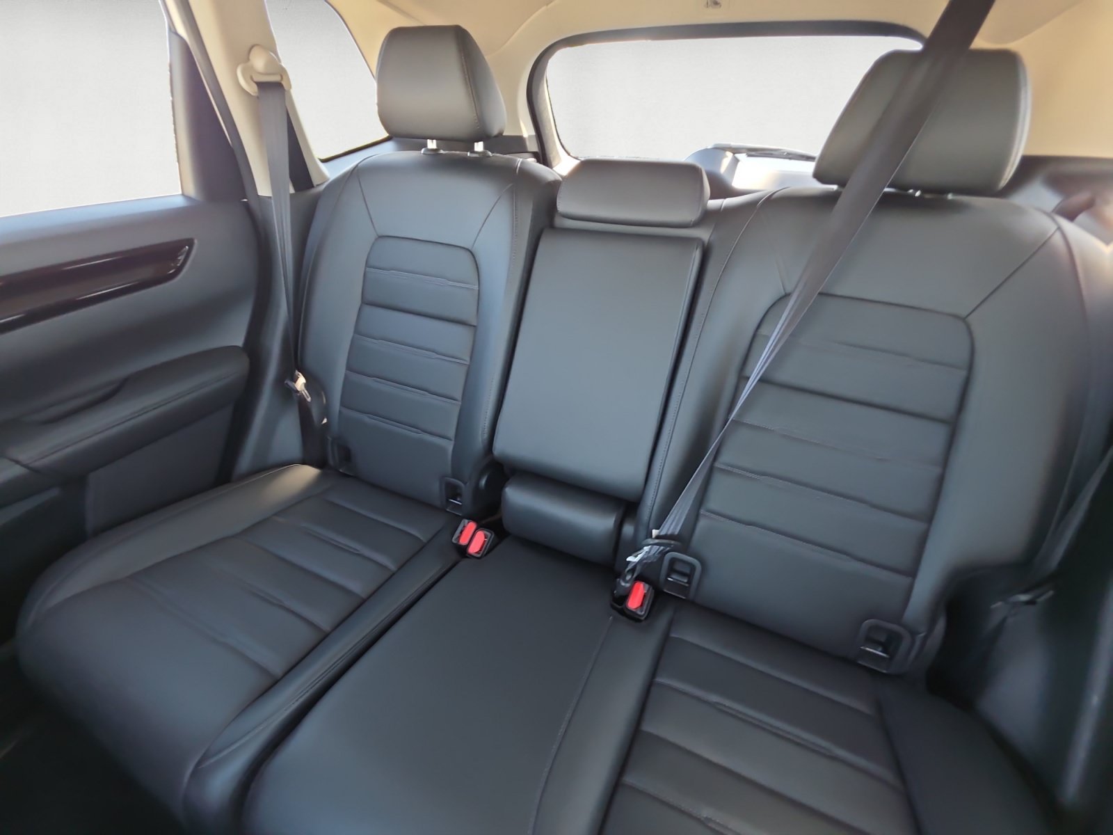 Used 2024 Platinum White Pearl Honda EX-L image 13