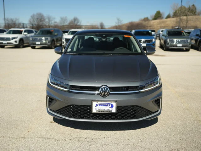 New 2026 Platinum Gray Metallic Volkswagen 1.5T SE image 3