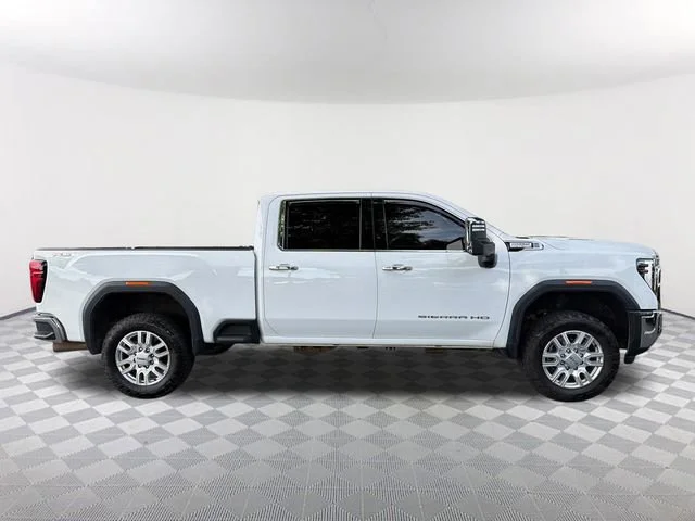 Used 2024 Summit White GMC SLT image 4