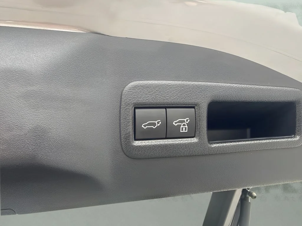 Used 2025 Black Subaru Limited image 28
