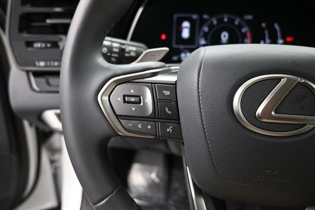 Used 2024 White Lexus 350 image 29