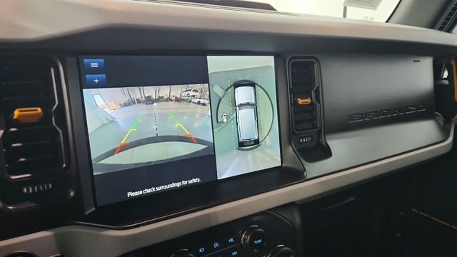 Used 2023 Gray Ford Badlands image 22