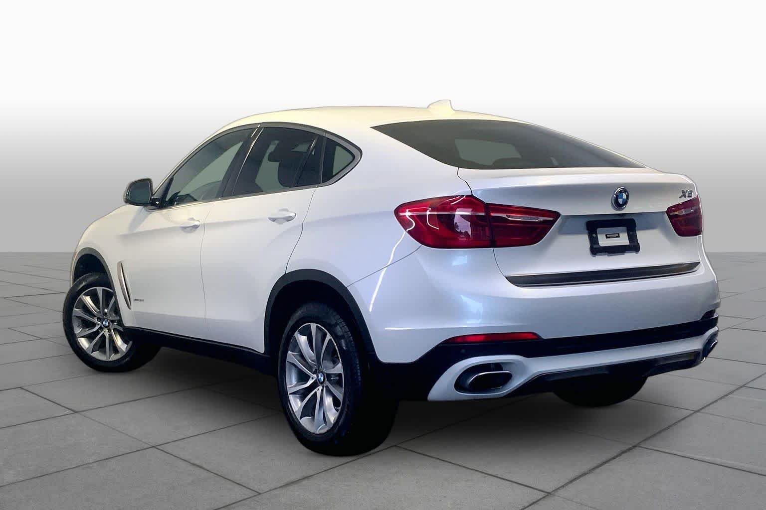 Used 2019 Mineral White Metallic BMW xDrive35i image 12
