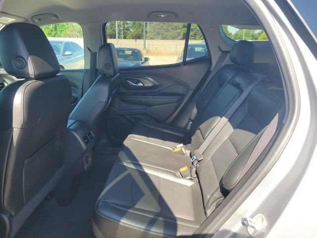 Used 2024 Silver GMC SLT image 17