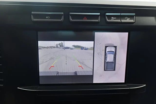 Used 2023 Oxford White Ford XL image 19