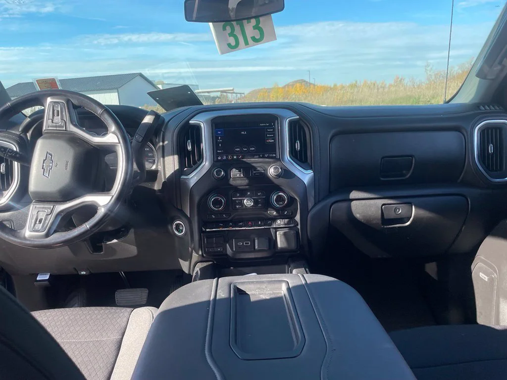 Used 2019 Blue Chevrolet RST image 11