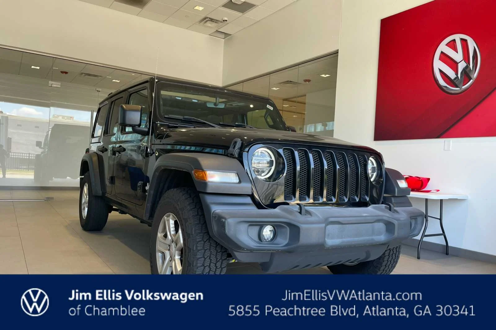 2020 Jeep Wrangler Sport S's photo