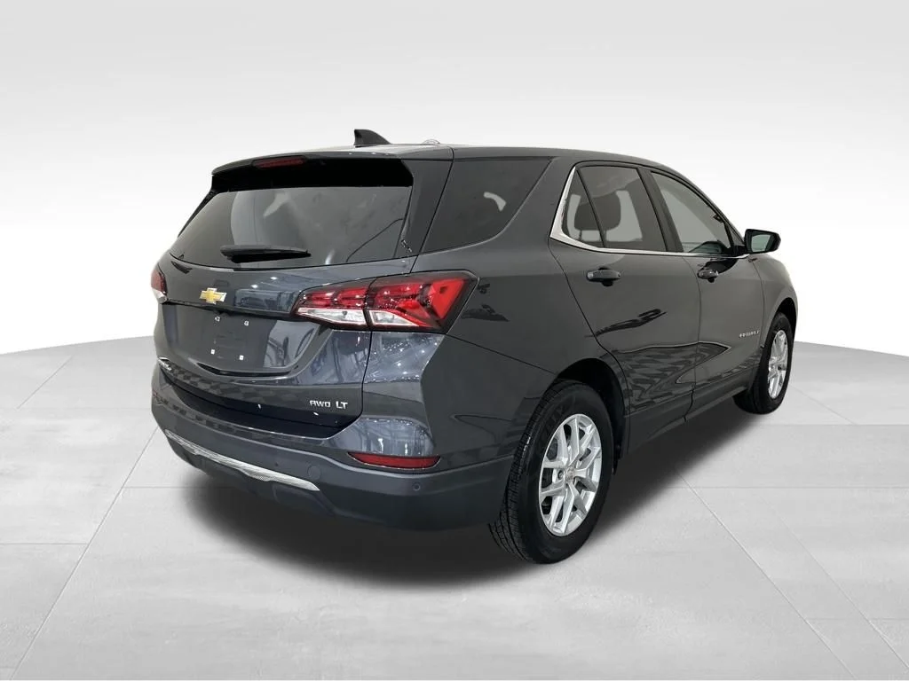Used 2023 Gray Chevrolet LT image 5