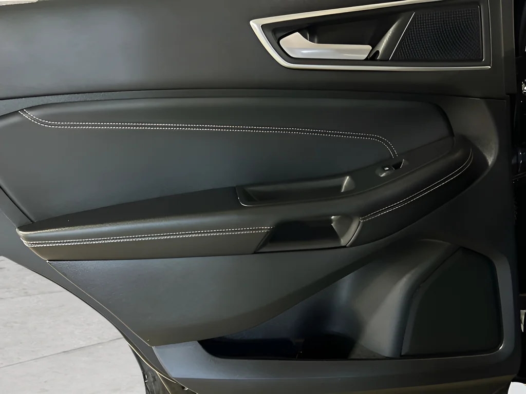 Used 2024 Black Ford Titanium image 19