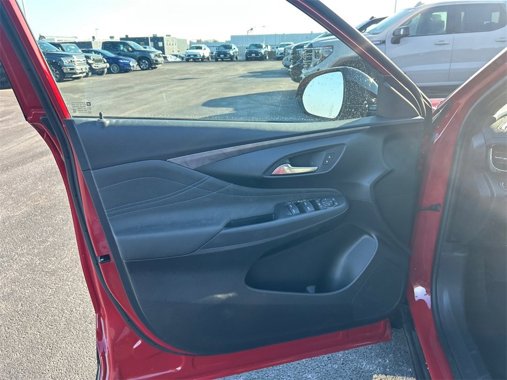 2026 BUICK ENVISTA - Image 14