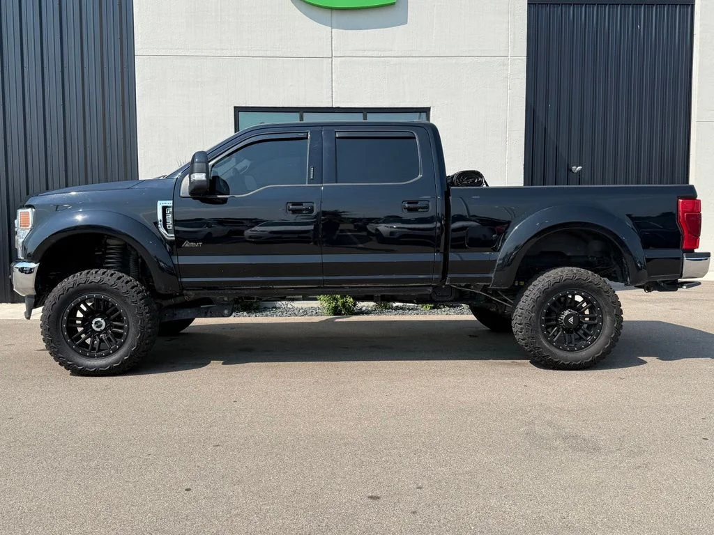 Used 2021 Black Ford Lariat image 2