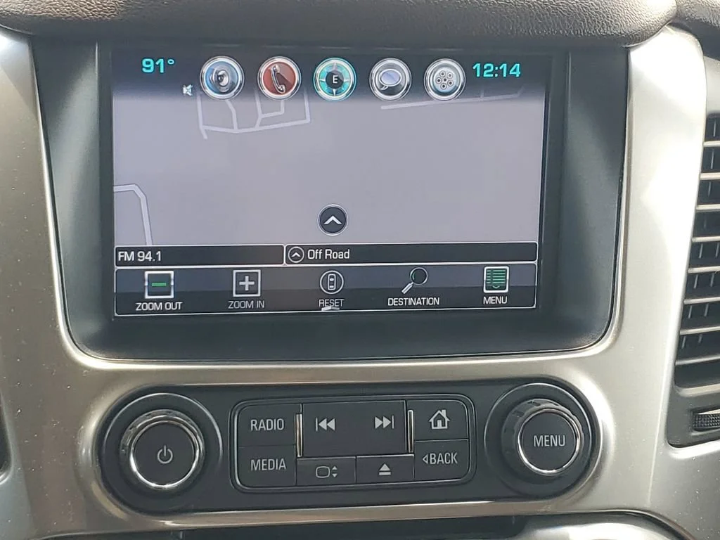 Used 2018 BLACK Chevrolet Premier image 19