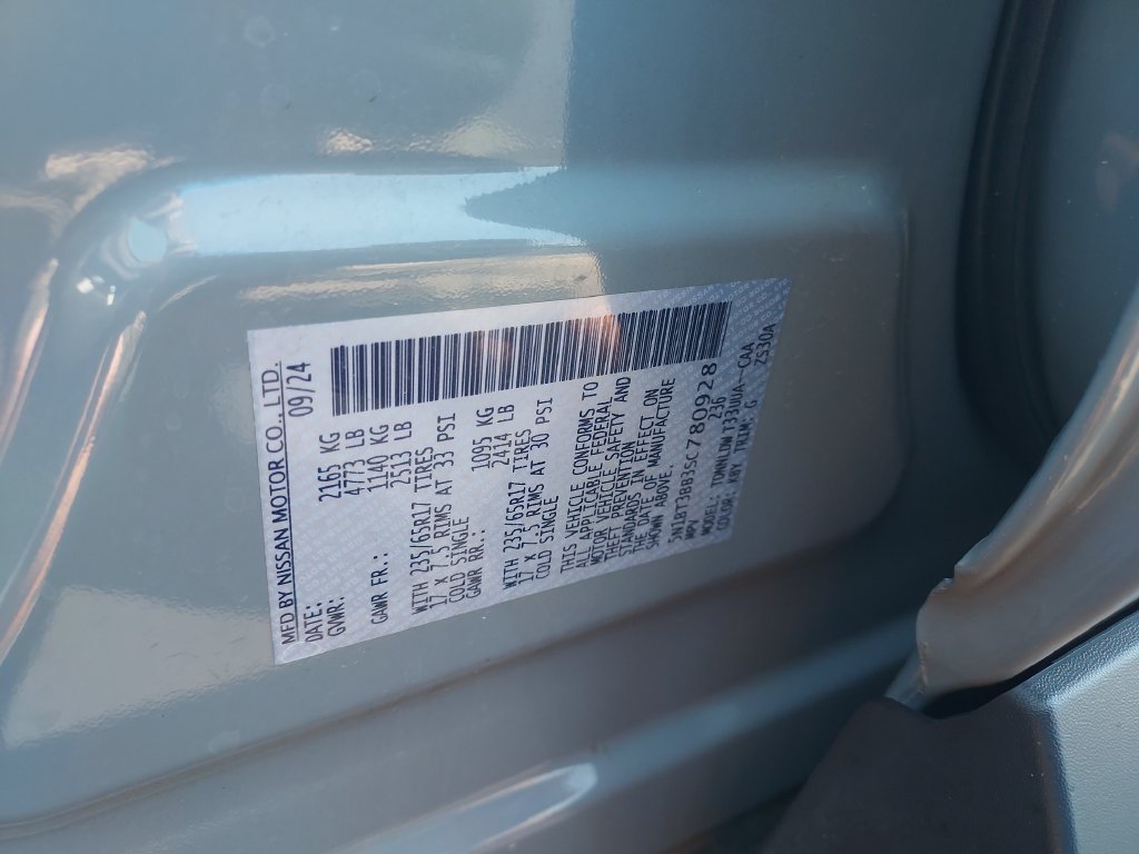 Used 2025 Gray Nissan Rock Creek image 23