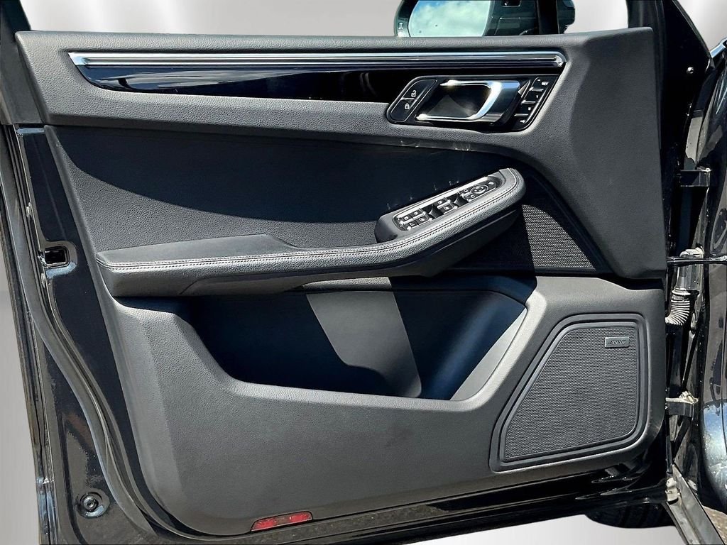Used 2023 Gray Porsche  image 21