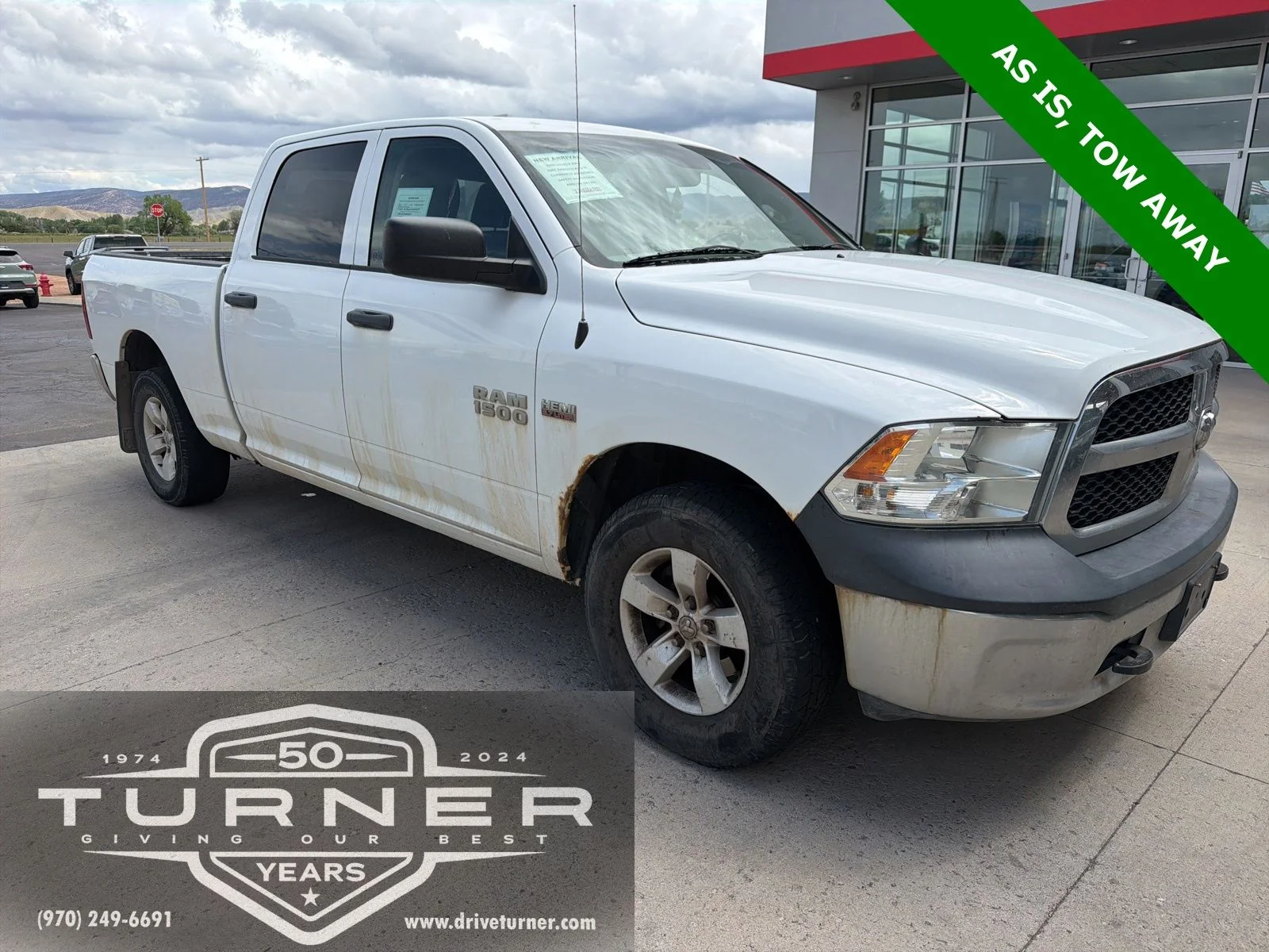 2015 RAM 1500 ST Crew Cab 4x4 149"wb's photo
