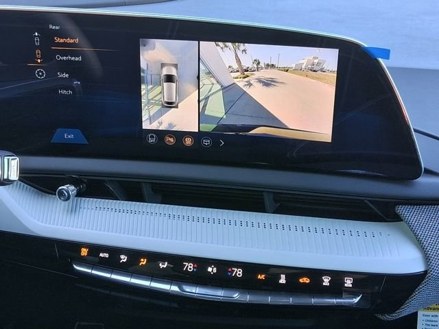 2026 Cadillac OPTIQ Luxury - Photo 14