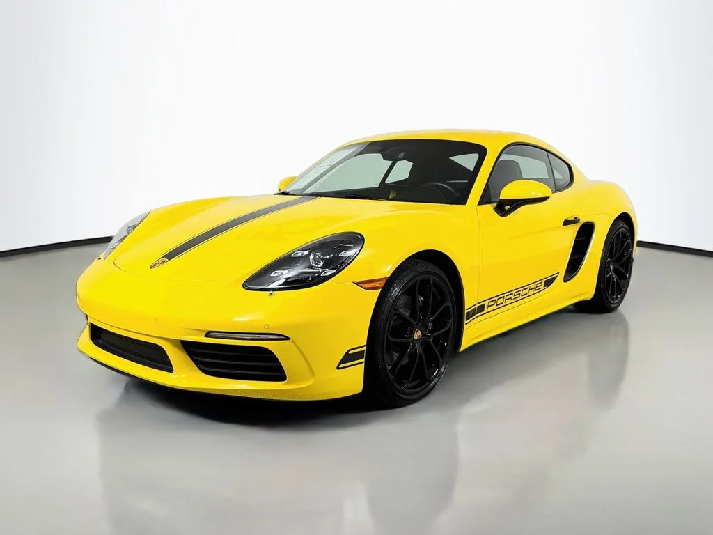 Used 2025 Yellow Porsche Style Edition image 25