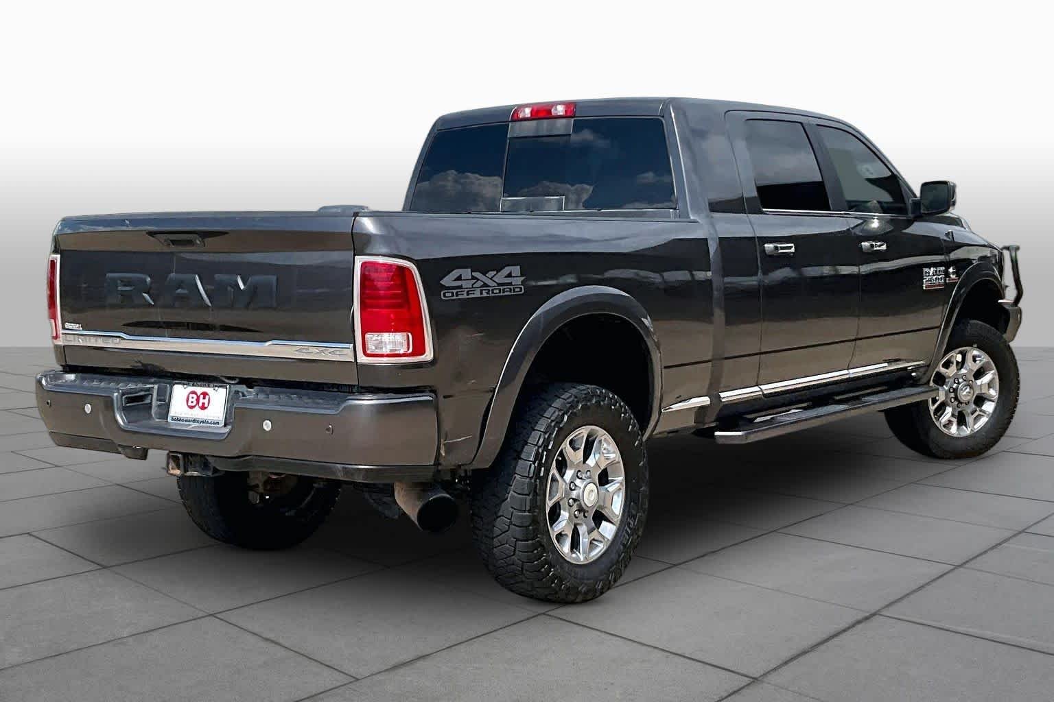 Used 2017 Granite Crystal Metallic Clearcoat Ram Limited image 12