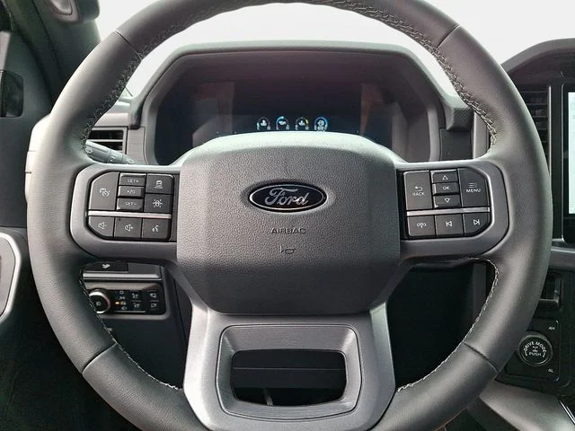 New 2026 Avalanche Ford XLT image 12