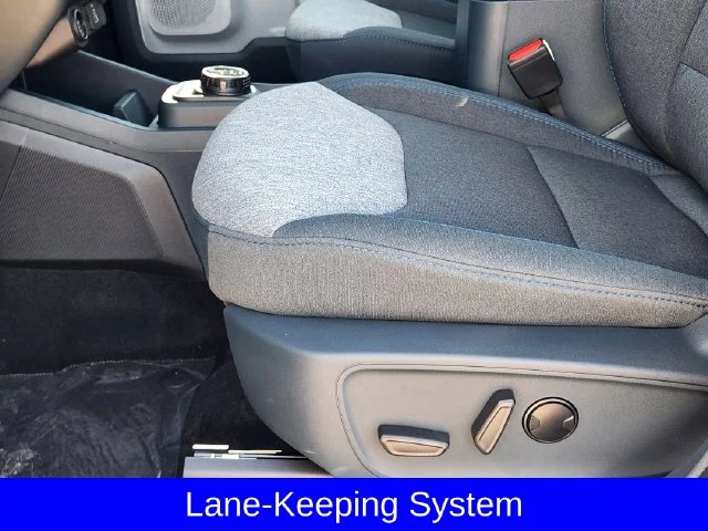 New 2026 Oxford White Ford XLT image 25