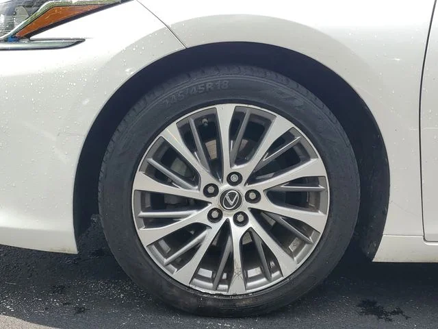2021 Lexus ES Hybrid 300h - Photo 7