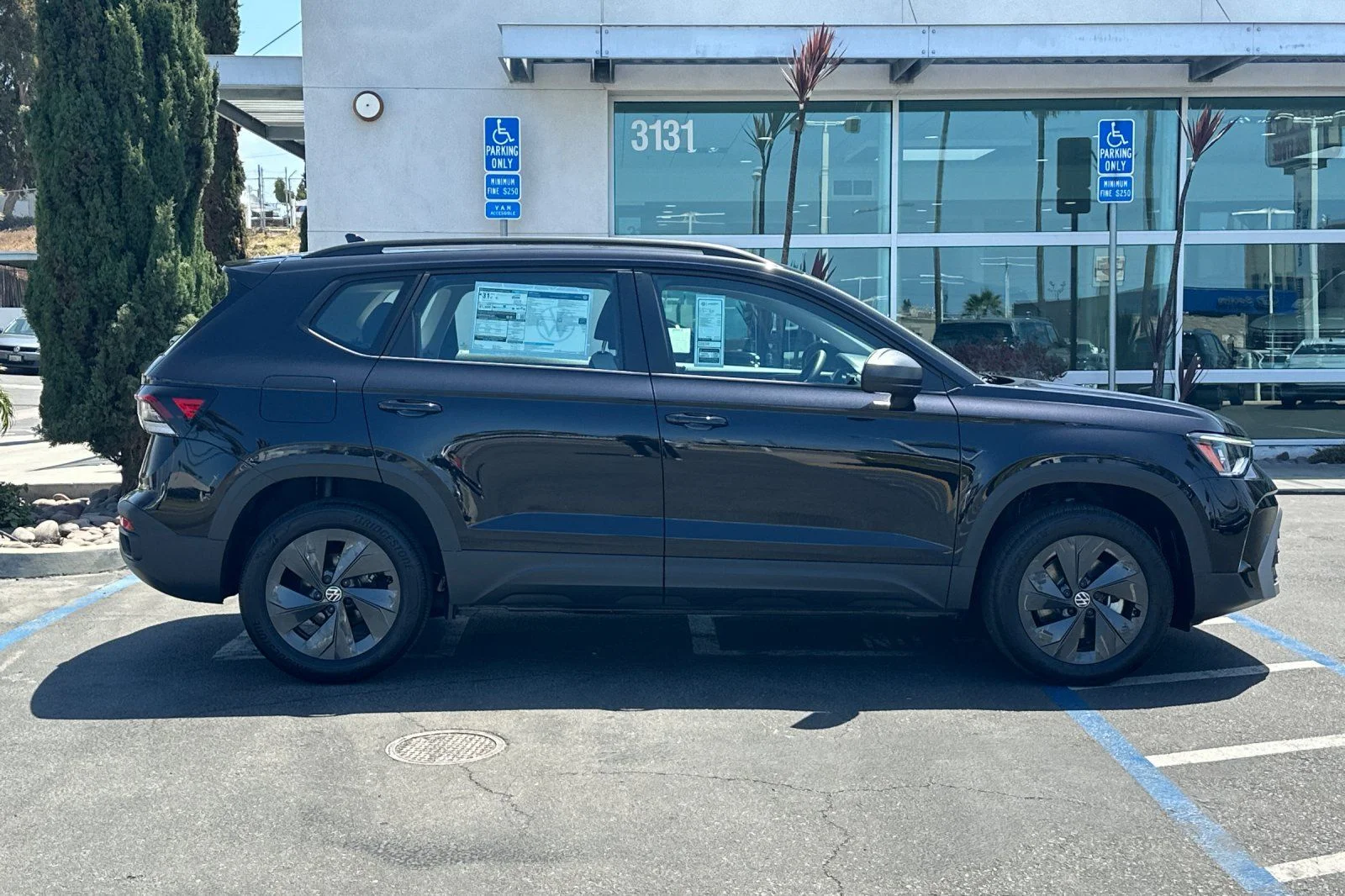 New 2026 Black Volkswagen 1.5T S image 4