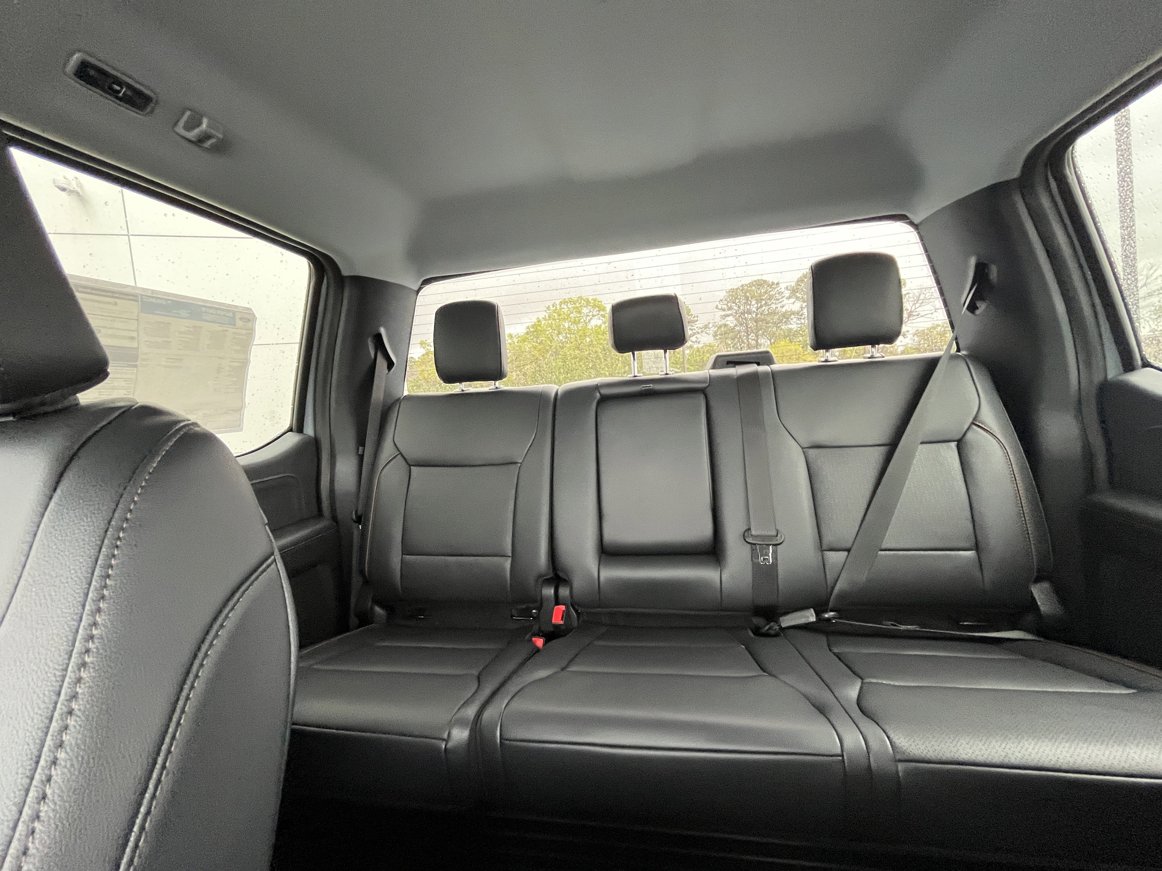 New 2026 Glacier Gray Metallic Tri-Coat Ford F-250® Lariat® image 20