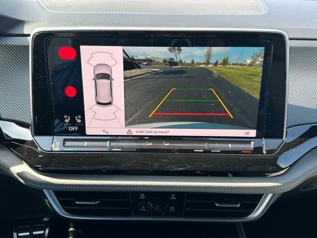 New 2026 Opal White Pearl Volkswagen SEL R-Line Black image 30